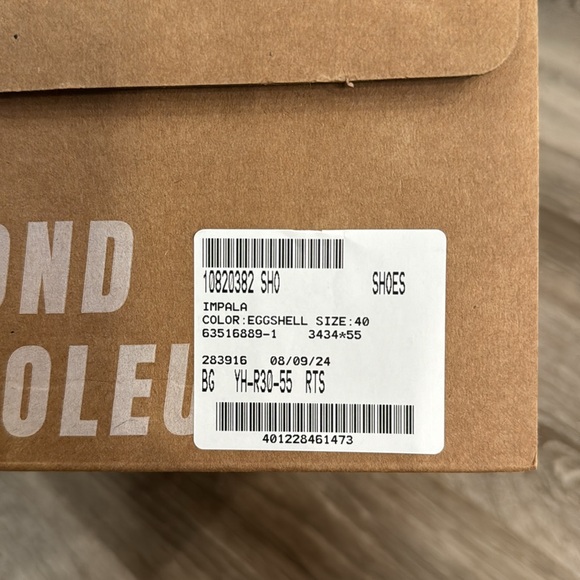 Veja Mens Impala running sneakers trainers white Eggshell sz 40 US 9 - Picture 6 of 11